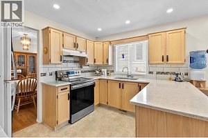 390 McTavish Crescent - Photo 10