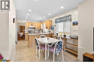 390 McTavish Crescent - Photo 13