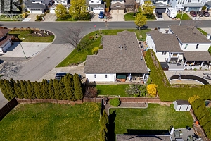 390 McTavish Crescent - Photo 37