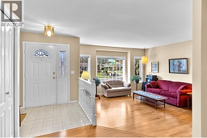 390 McTavish Crescent - Photo 4