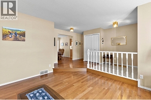 390 McTavish Crescent - Photo 6