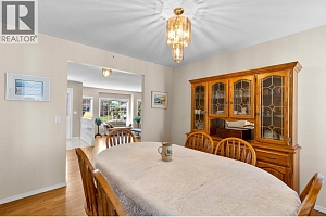 390 McTavish Crescent - Photo 8