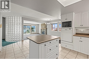 7967 Tronson Road - Photo 30