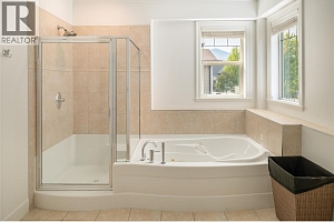 353 Quilchena Drive - Photo 41