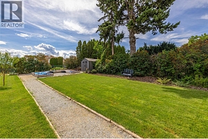2415 COLLINGWOOD Road - Photo 10