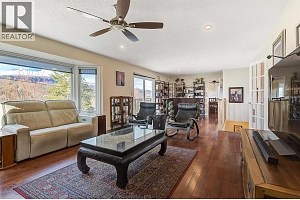 2415 COLLINGWOOD Road - Photo 32