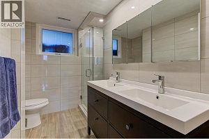 2415 COLLINGWOOD Road - Photo 45
