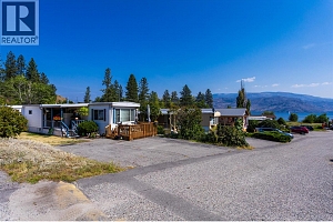 6711 97 Highway Unit# 13 - Photo 2