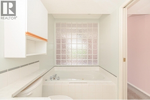 303 Regent Avenue Unit# 21 - Photo 21