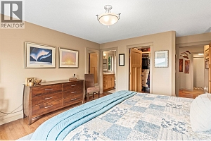 8215 Silver Star Road - Photo 23