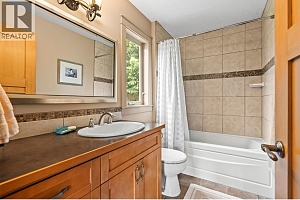 8215 Silver Star Road - Photo 24
