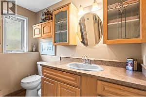 8215 Silver Star Road - Photo 36