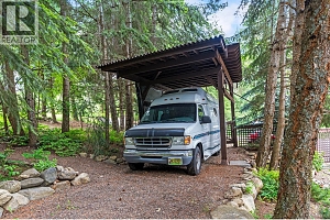 8215 Silver Star Road - Photo 47