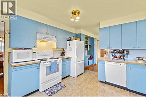 350 Clarissa Road - Photo 16