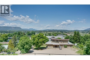 2640 Catherine Crescent - Photo 52