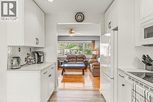 2610 Colony Street - Photo 22