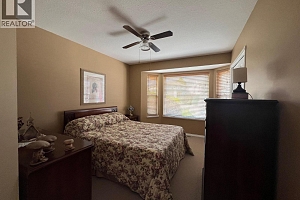 680 6th Street - Photo 25
