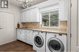 1284 Timothy Place - Photo 40