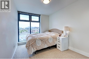 485 Groves Avenue Unit# 406 - Photo 11