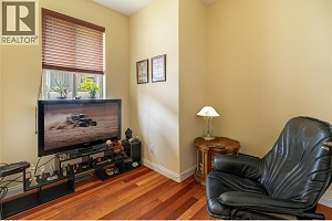 335 Quilchena Drive - Photo 13