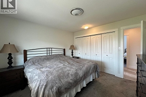 821 8th Avenue - Photo 12