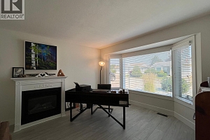 821 8th Avenue - Photo 7
