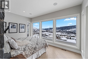 608 Mt Ida Crescent - Photo 18