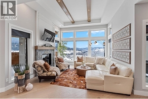 608 Mt Ida Crescent - Photo 3