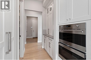 608 Mt Ida Crescent - Photo 8