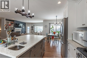 647 Middleton Way - Photo 10