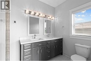 647 Middleton Way - Photo 11