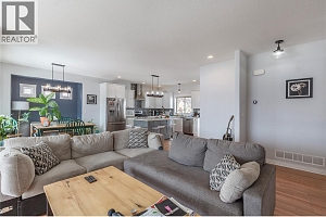 647 Middleton Way - Photo 21