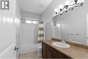 647 Middleton Way - Photo 34