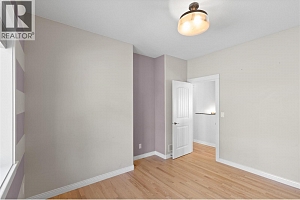 647 Middleton Way - Photo 36