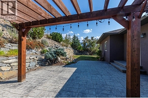 647 Middleton Way - Photo 51