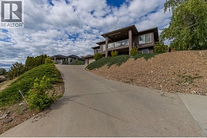 647 Middleton Way - Photo 66