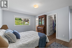 1546 Golden View Drive - Photo 24