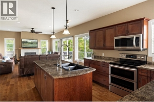 371 Lakewood Road - Photo 2