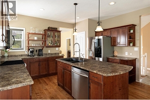 371 Lakewood Road - Photo 6