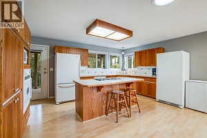 1650 Highland Drive N - Photo 11