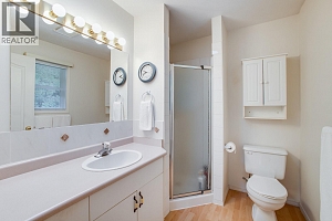 1650 Highland Drive N - Photo 18