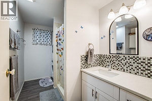 1650 Highland Drive N - Photo 29