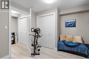 2440 Margaret Road - Photo 39