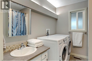 9401 Bel Air Drive - Photo 40