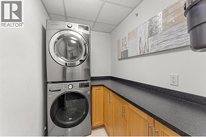 2901 Abbott Street Unit# 402 - Photo 33