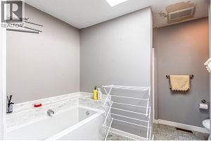 1995 Burtch Road Unit# 156 - Photo 14