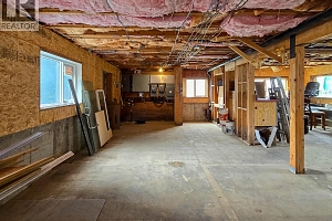 1660 Shuswap Avenue - Photo 16