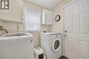 1861 Glenhaven Crescent - Photo 31