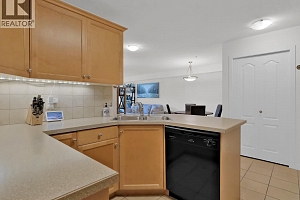 260 Franklyn Road Unit# 102 - Photo 11