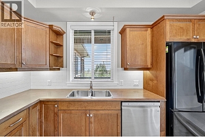 2532 Shoreline Drive Unit# 418 - Photo 6